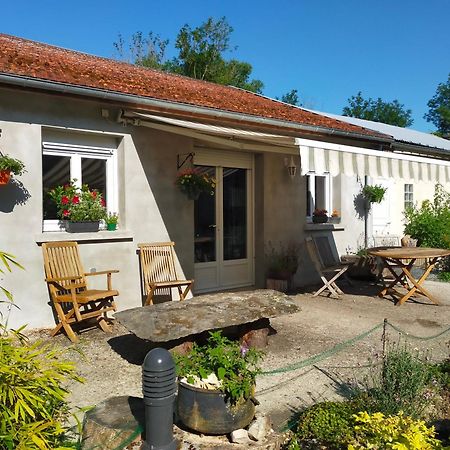 Logis51 Ville-sur-Tourbe Exterior foto
