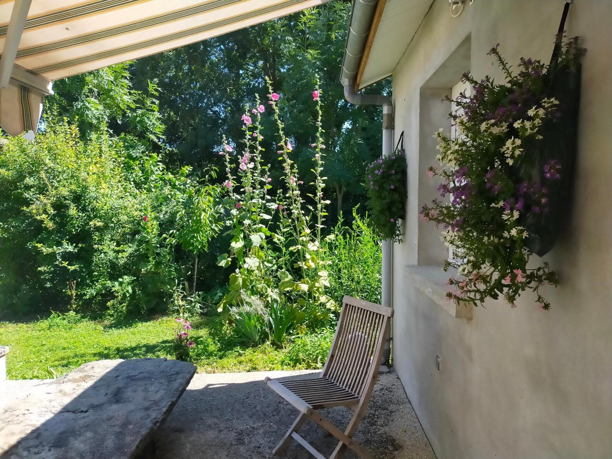 Logis51 Ville-sur-Tourbe Exterior foto